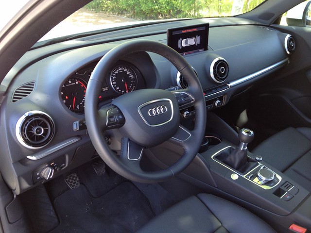 Prueba Audi A3 Sportback interiores (2)