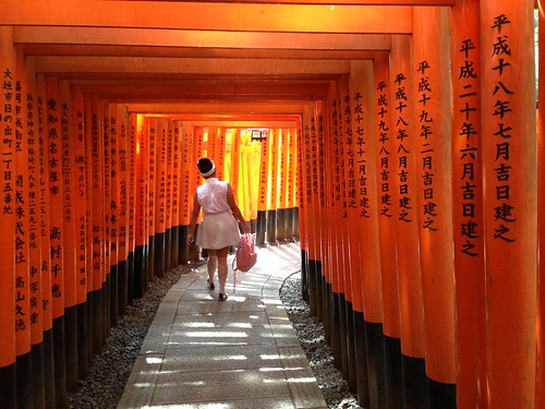 Japan_Kyoto_Temple_Fushimi