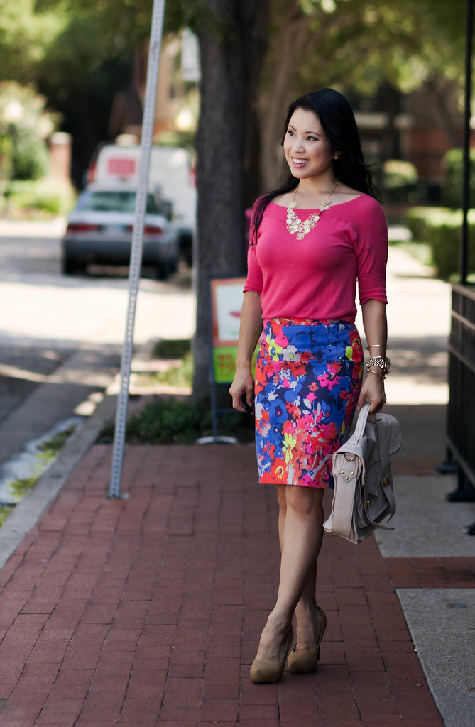 floral statement necklace, loft abstract floral skirt, outfit
