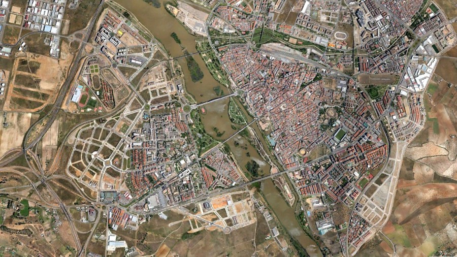 Mérida, Badajoz, Emerita Augusta, después, urbanismo, planeamiento, urbano, desastre, urbanístico, construcción, rotondas, carretera