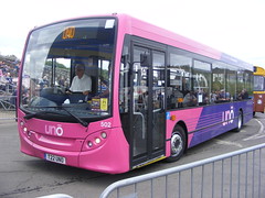 Uno Bus