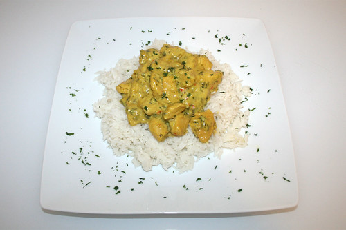41 - Hähnchen-Ananas-Curry mit Basmati - Serviert / Chicken ananas curry with basmati rice - served