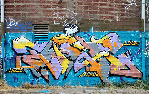 graffiti by wojofoto