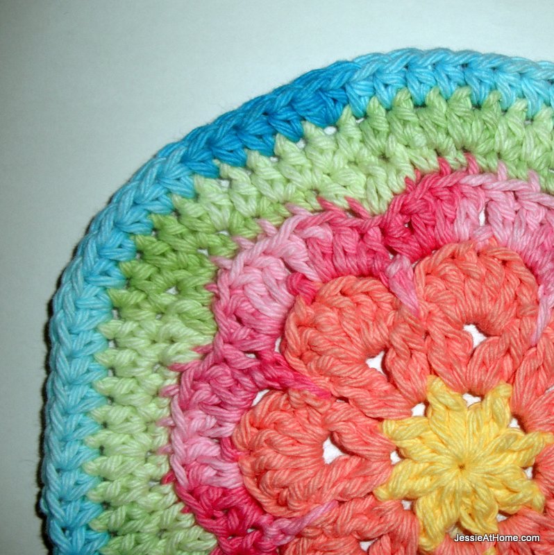 Crochet-Flower-Bib-Round-Three
