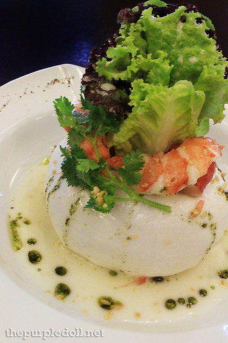 Shrimp, Pomelo and Young Coconut in Coconut Milk and Lime Dressing P270