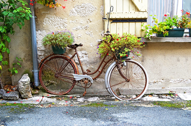 Bicycle, Issigeac Market, Dordogne, France