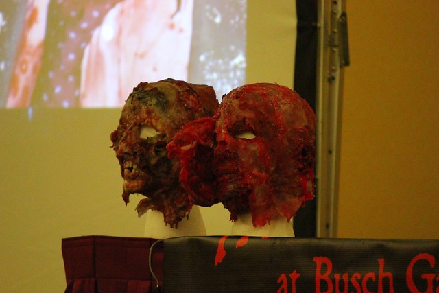 Howl-O-Scream presentation at Halloween Extreme 2013