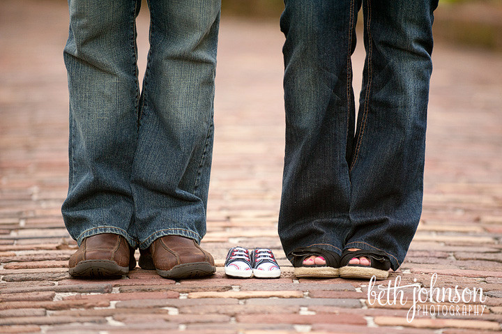 tallahassee maternity photography baby shoes