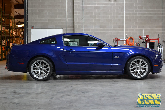 Here is our 2013 Mustang GT outfitted with our Exclusive SVE Drift wheels