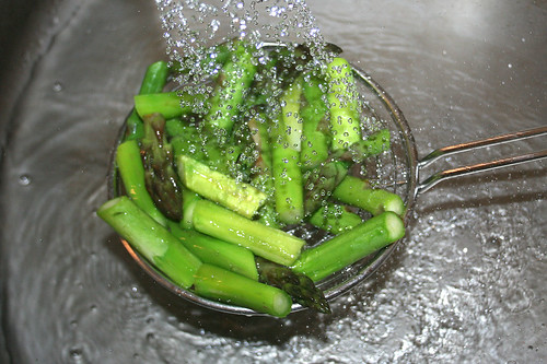 17 - Spargel abschrecken / Drain asparagus