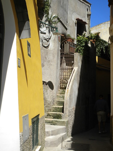 Winding streets in Capri