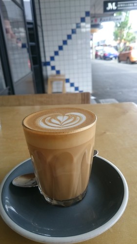 Caffe latte AUD3.80 - Little Tommy Tucker, Bentleigh - sxz3