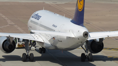 D-AKNJ Lufthansa Airbus A319