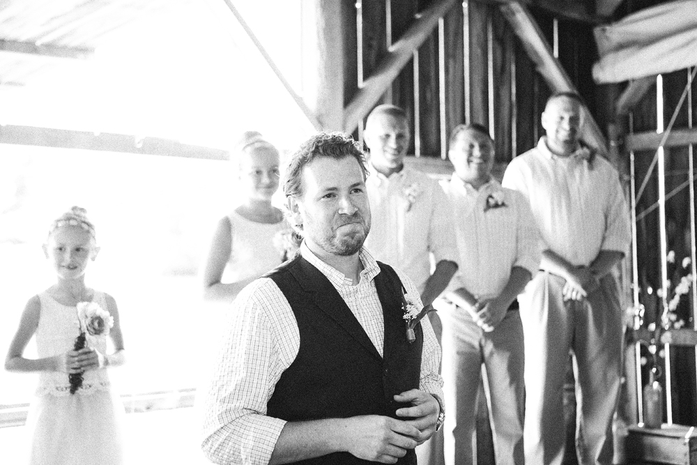 Photographs of emotional grooms, grooms who cry