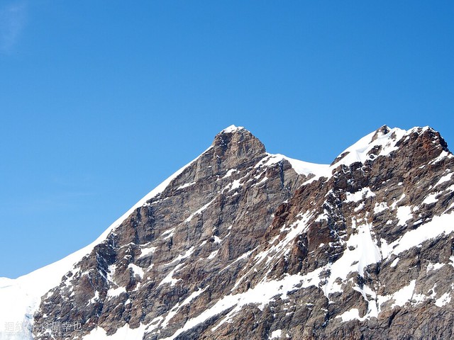 Jungfrau on Sphinx