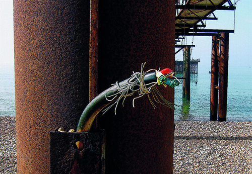 Ken_Garland_End of Cable_West Pier_Brighton_2007