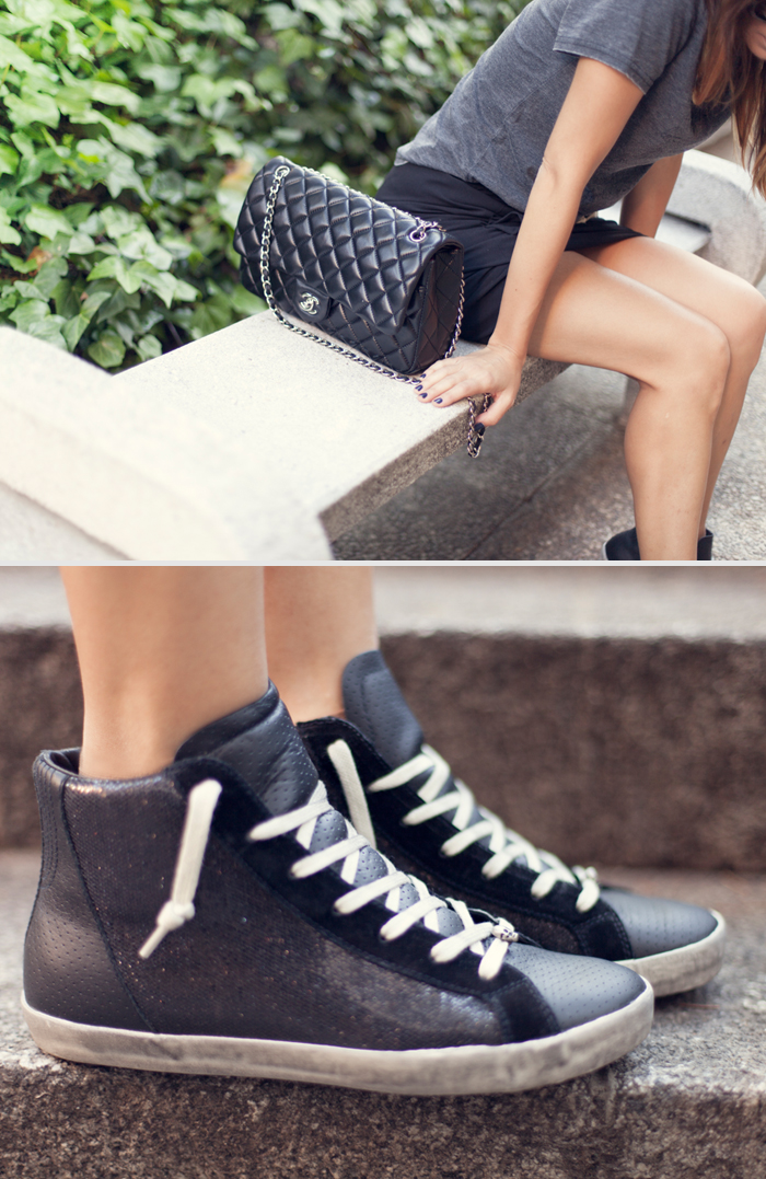 street style barbara crespo black sneakers the corner chanel bag fashion blog