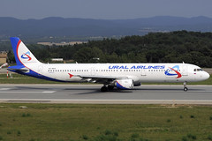 Ural Airlines A321-211 VQ-BKH GRO 29/06/2013