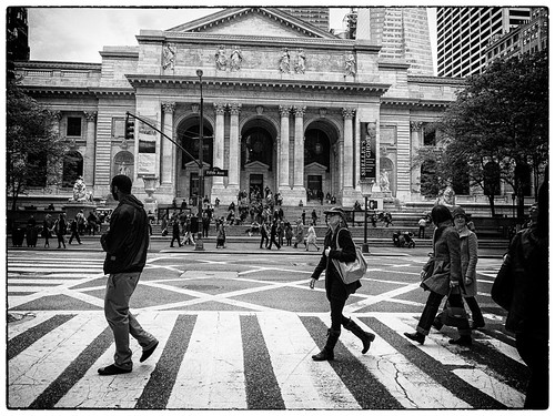 Fifth Avenuve stroll by ifotog, Queen of Manhattan Street Photography