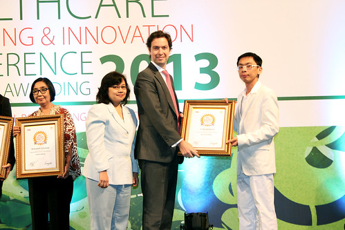 Indonesia Health Care Marketing & Innovation Conference 2013 – AXA.