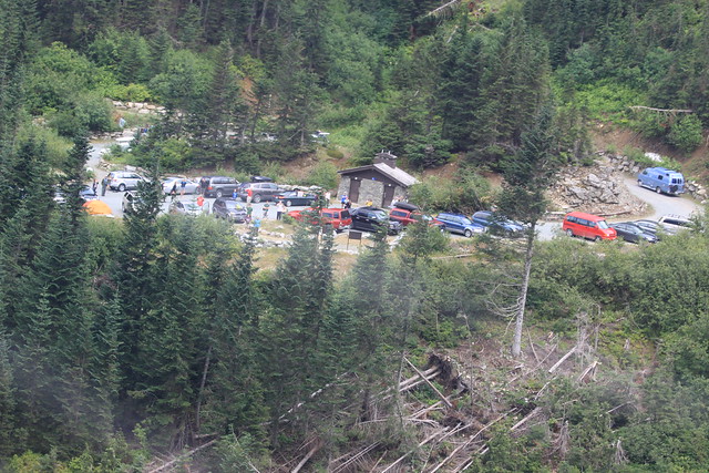 Stranded visitors at Cascade Pass Trailhead during work on temporary crossing