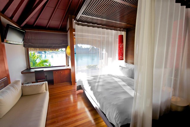 Le Meridien Bora Bora—Villa - Bedroom