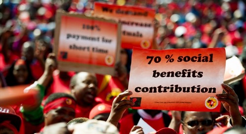 The South African National Metalworkers Union (NUMSA) has reached a wage agreement with the automotive service sector bosses. by Pan-African News Wire File Photos