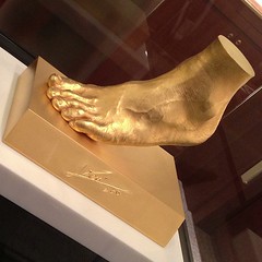 メッシの黄金の左足