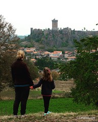 Vue sur le château de Polignac #Polignac #chateau #castle #landscape #travelwithkids #myHauteLoire #myAuvergne #HauteLoire #Auvergne #auvergnerhonealpes #france #jaimelafrance #magnifiquefrance #rendezvousenfrance #igersfrance #digitalnomad #blogvoyage #t