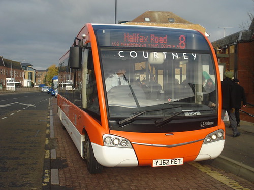 Courtney YJ62FET on Route 8, Maidenhead Frascati Way