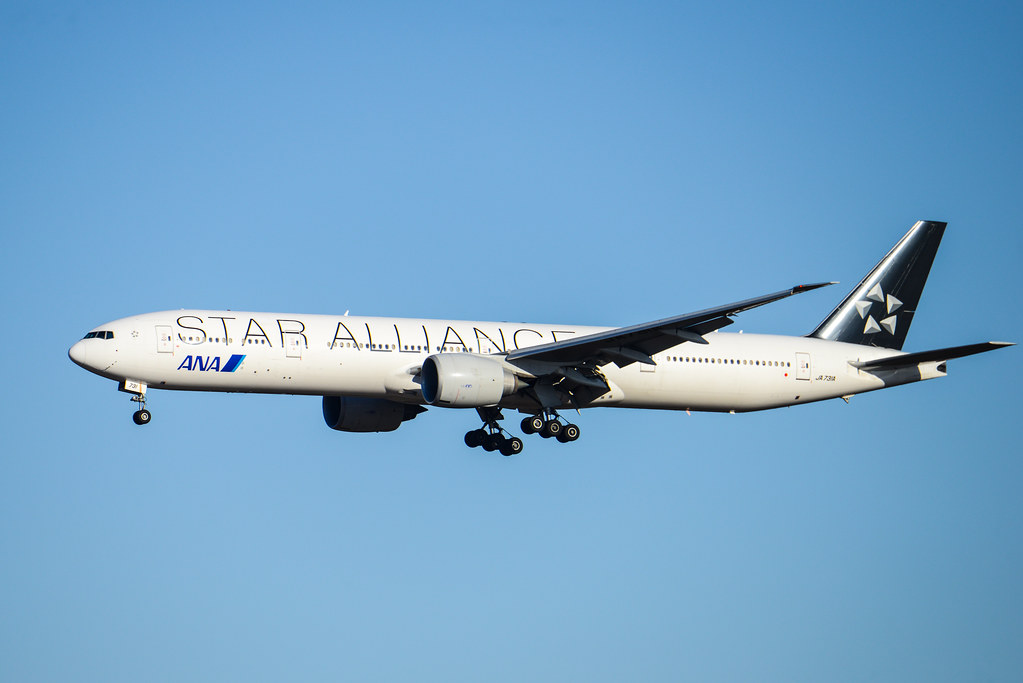 ANA 777-300ER JA731A "Star Alliance"