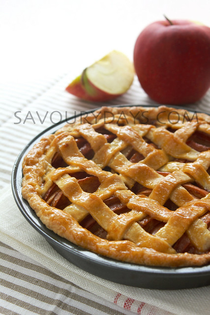 Cách Làm Bánh Apple Pie Cực Kì Thơm Ngon Hấp Dẫn