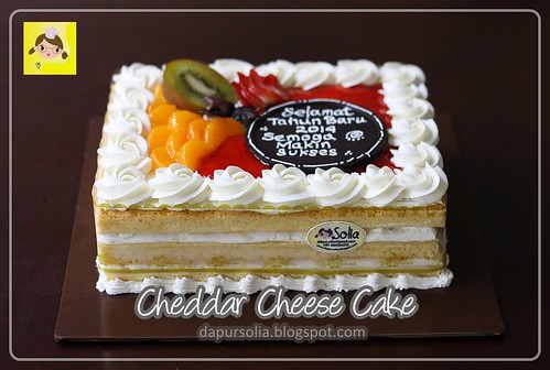 Decorated Cheddar Cheese Cake