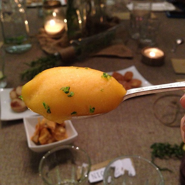 The perfect scoop of mango goodness. #kitchentablesc @mwt06 @mylow1986 #dessert #sugar #sweet #mango