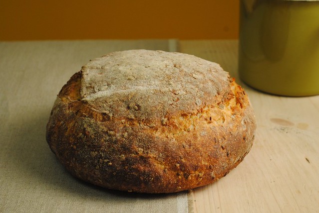 Rye and linseed loaf