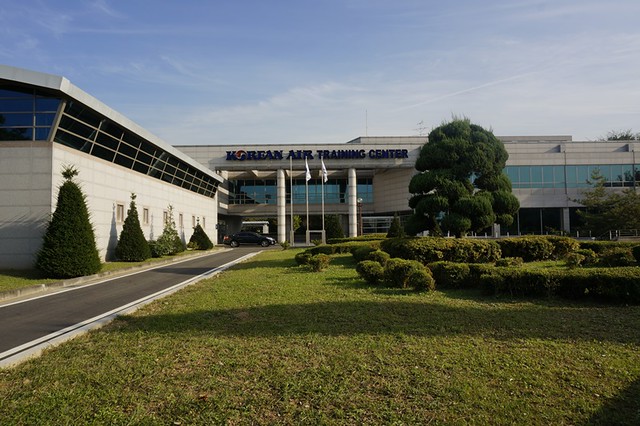 Korean Air Building - Korea - Aviation Facility Tour - asian on air blogger-023