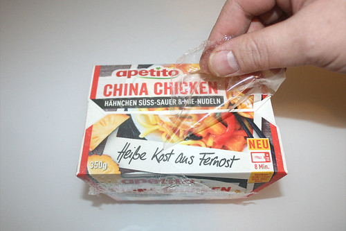 03 - apetito China Chicken - Folie entfernen / Remove foil
