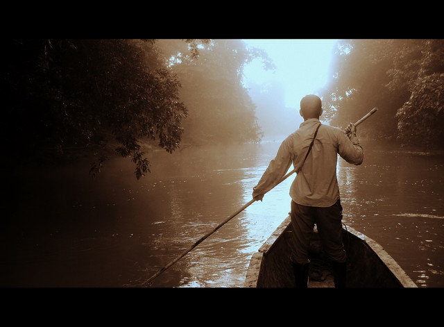 Πλέοντας στα δαιδαλώδη υδάτινα δίκτυα της Αμαζονίας!