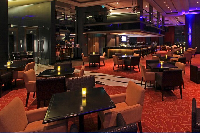Vue Bar at Bellevue Manila Hotel
