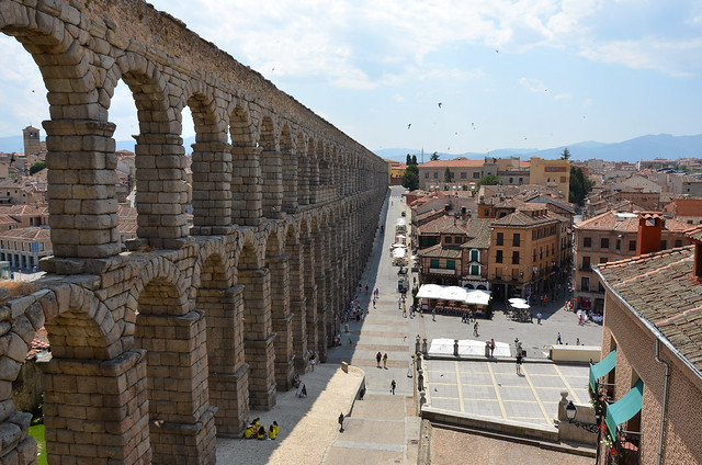 Segovia - Roman Aqueduct & Plaza de la Artillería 2