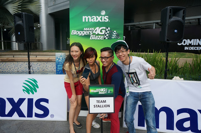 Maxis 4G Bloggers Blaze - team stallion