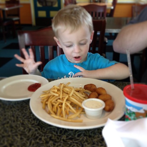 Grayson said "yum fries " #ilovehim @kdbdallas