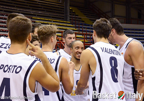 Azzurro Napoli Basket 2013