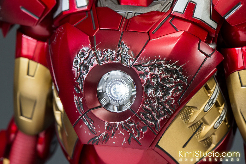 2013.06.11 Hot Toys Iron Man Mark VII-057