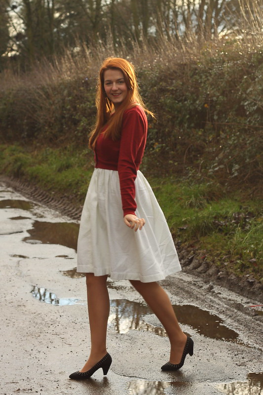 uk style blogger, cropped cardigan, 50s dress