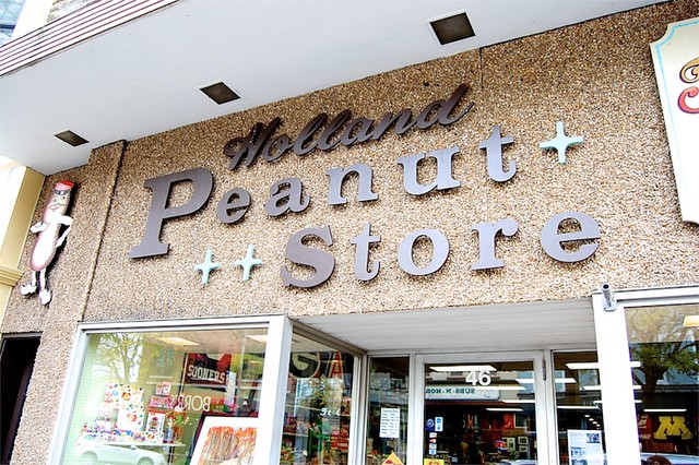 Holland Peanut Store