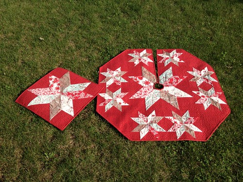 Star of Wonder Tree Skirt and Table Topper