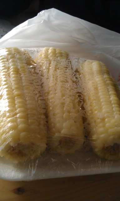 Boiled Corn / Nilagang Mais