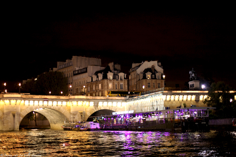 Boat trip on the Seine at night
