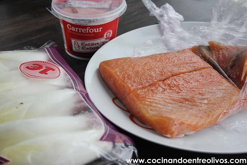 Barquitas de endivias con mousse de salmon www.cocinandoentreolivos (2)